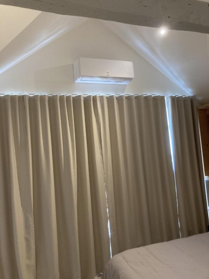 La Maison Du Cocher - Chambre Independante Climatisee En Hypercentre - Lit Queen Size Angers Exterior photo